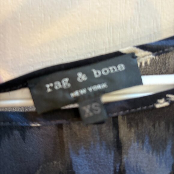 Rag and Bone Sheer Top - Picture 2 of 3